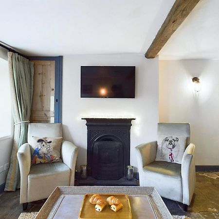 Cosy Cottage In Moreton-In-Marsh Buitenkant foto